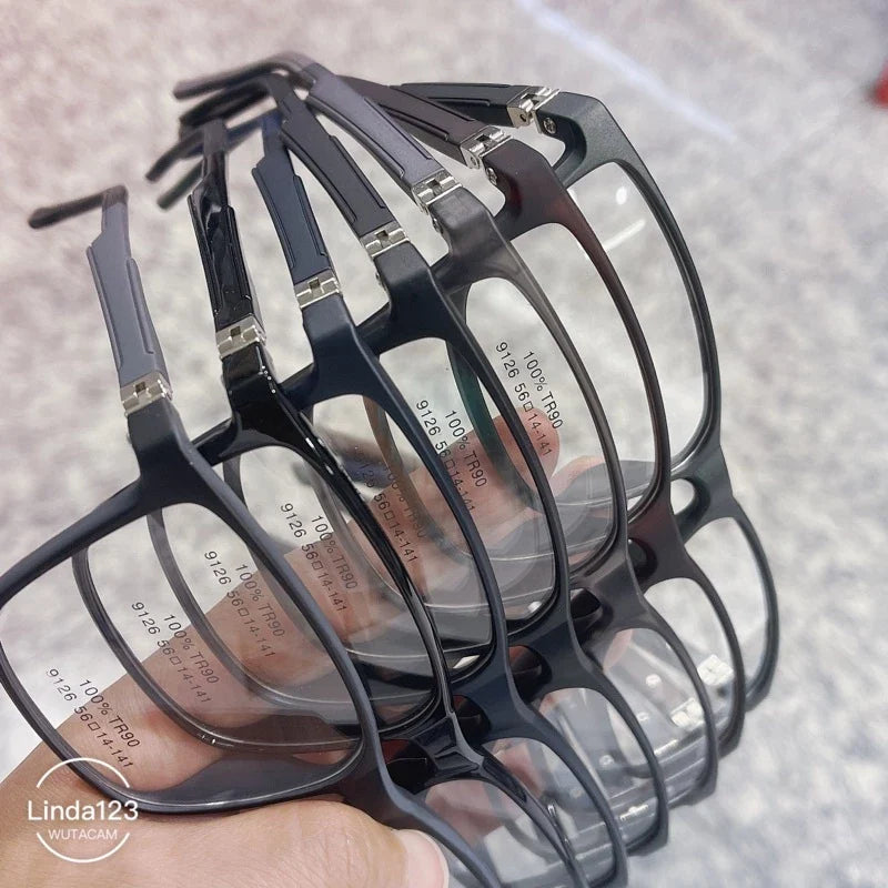 Armação De Óculos Masculino Quadrado com abertura na perna 180 Bem leve 9126