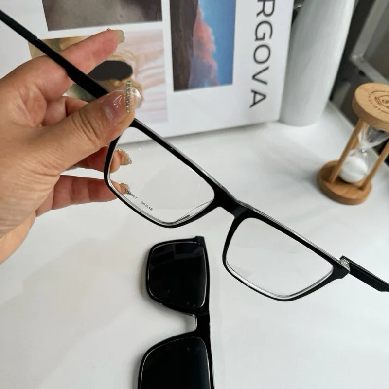 Armação de óculos Masculino Clipon 2 Em 1 Quadrado com abertura na perna 180 bem leve 8607