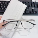 Armação De Óculos Masculino Quadrado Titânio com metal bem leve/8397